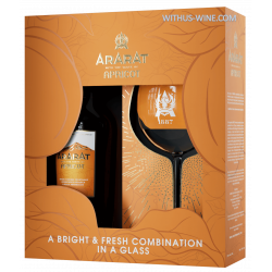 ARARAT Abrikoos Brandy 6 700 ml+1 glas, 30 % alc.