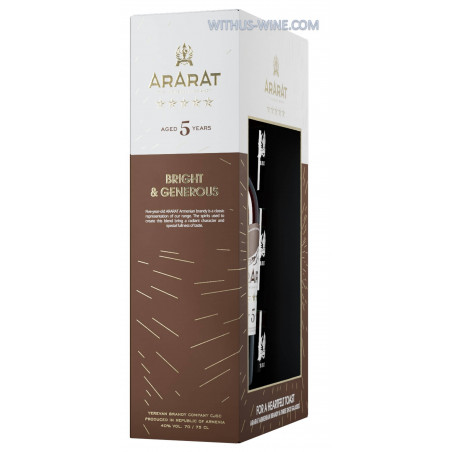 ARARAT Brandy 5 jaar 700ml, 40% + 3 glazen